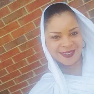 Meet your Posher, Anissa